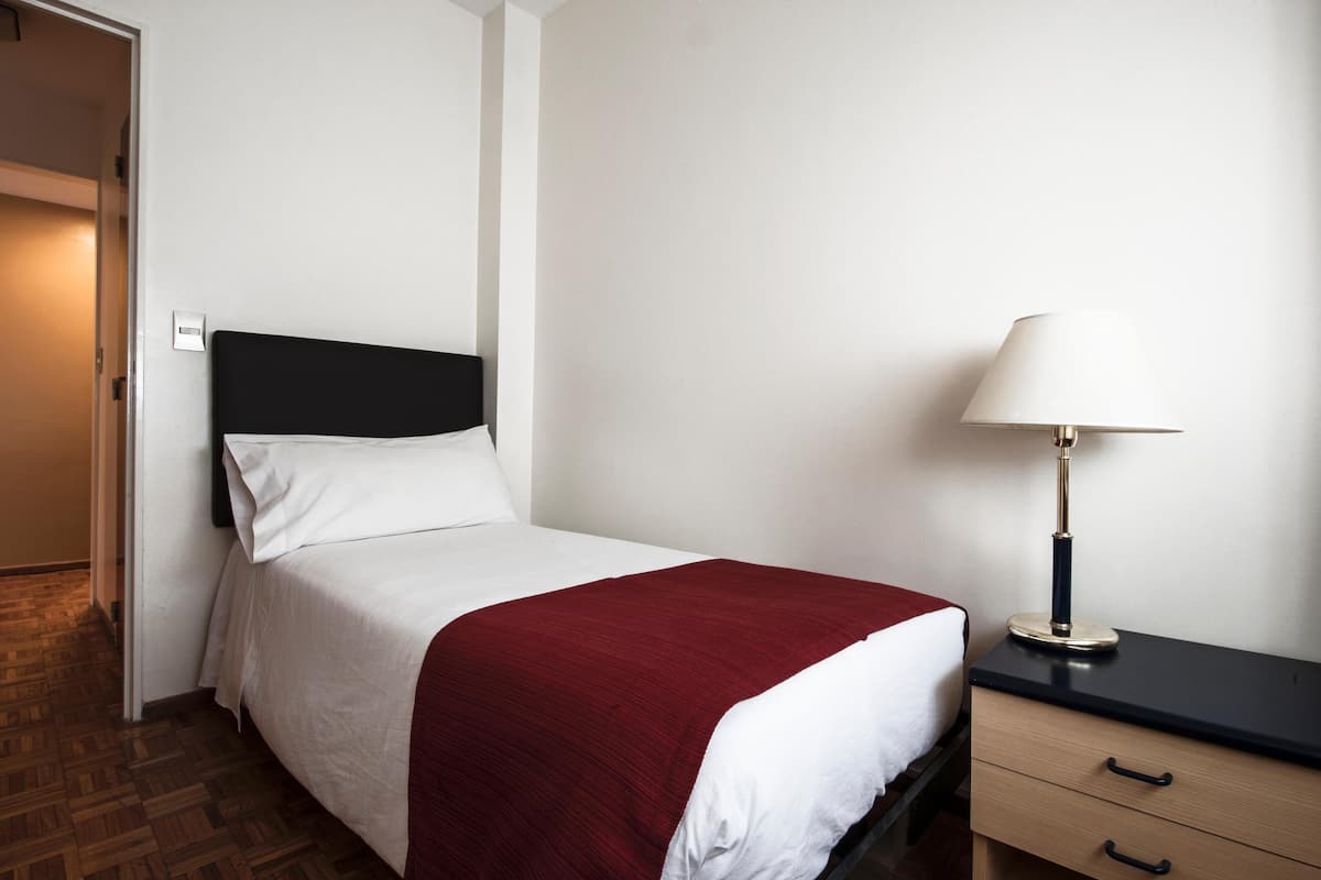 3 bedrooms, premium bedding, in-room safe, blackout drapes