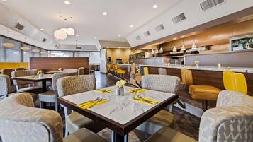 Frühstück und Abendessen, amerikanische Küche