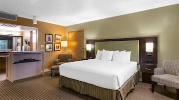 مكتب وستائر تعتيم ومكواة/لوح كي وواي فاي مجانًا