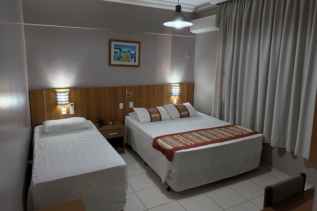 1 bedroom, minibar, desk, laptop workspace