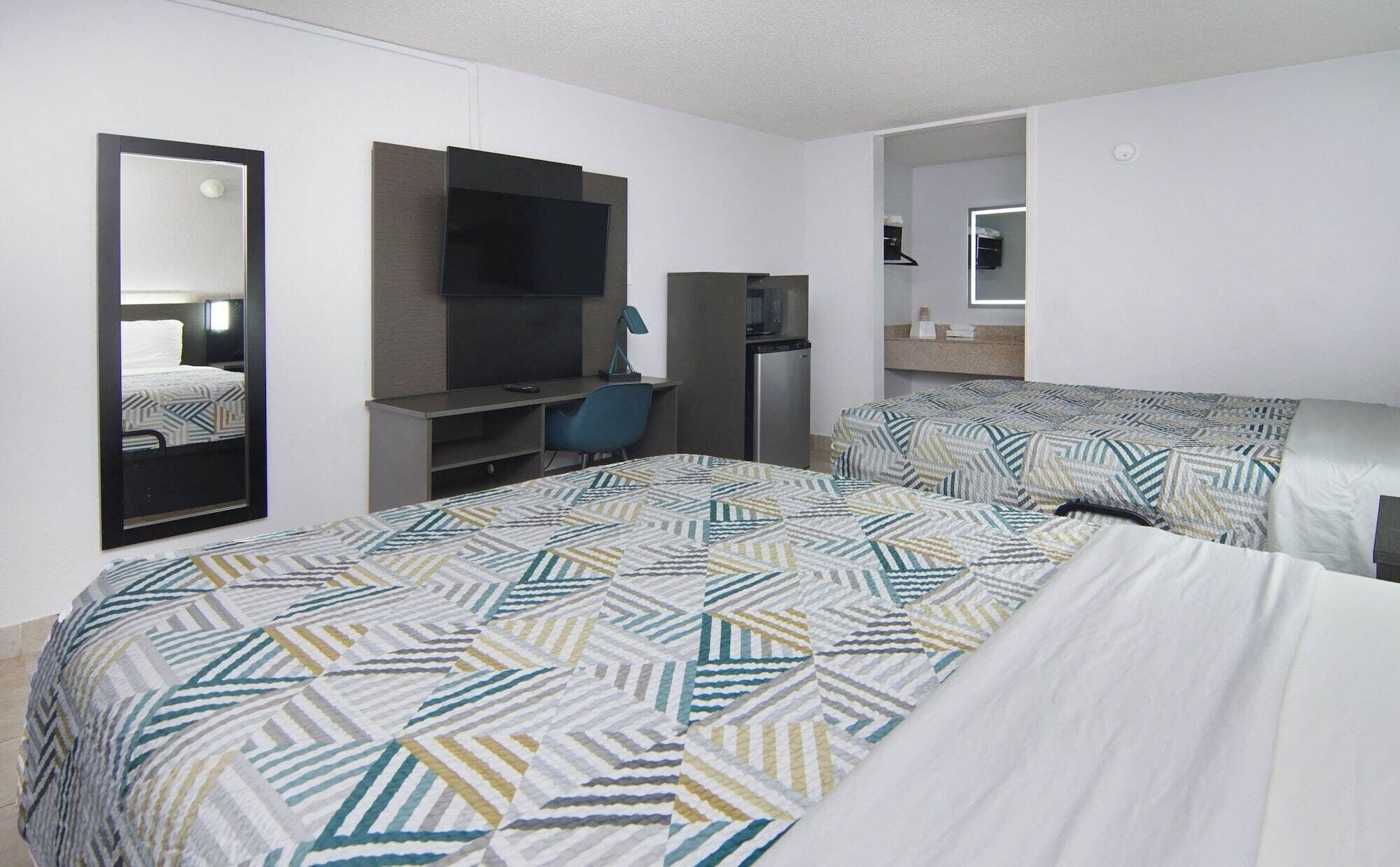 Colchones con efecto memoria y escritorio 