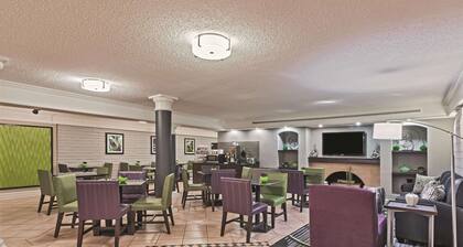 Travelodge by Wyndham Houston Cy-Fair