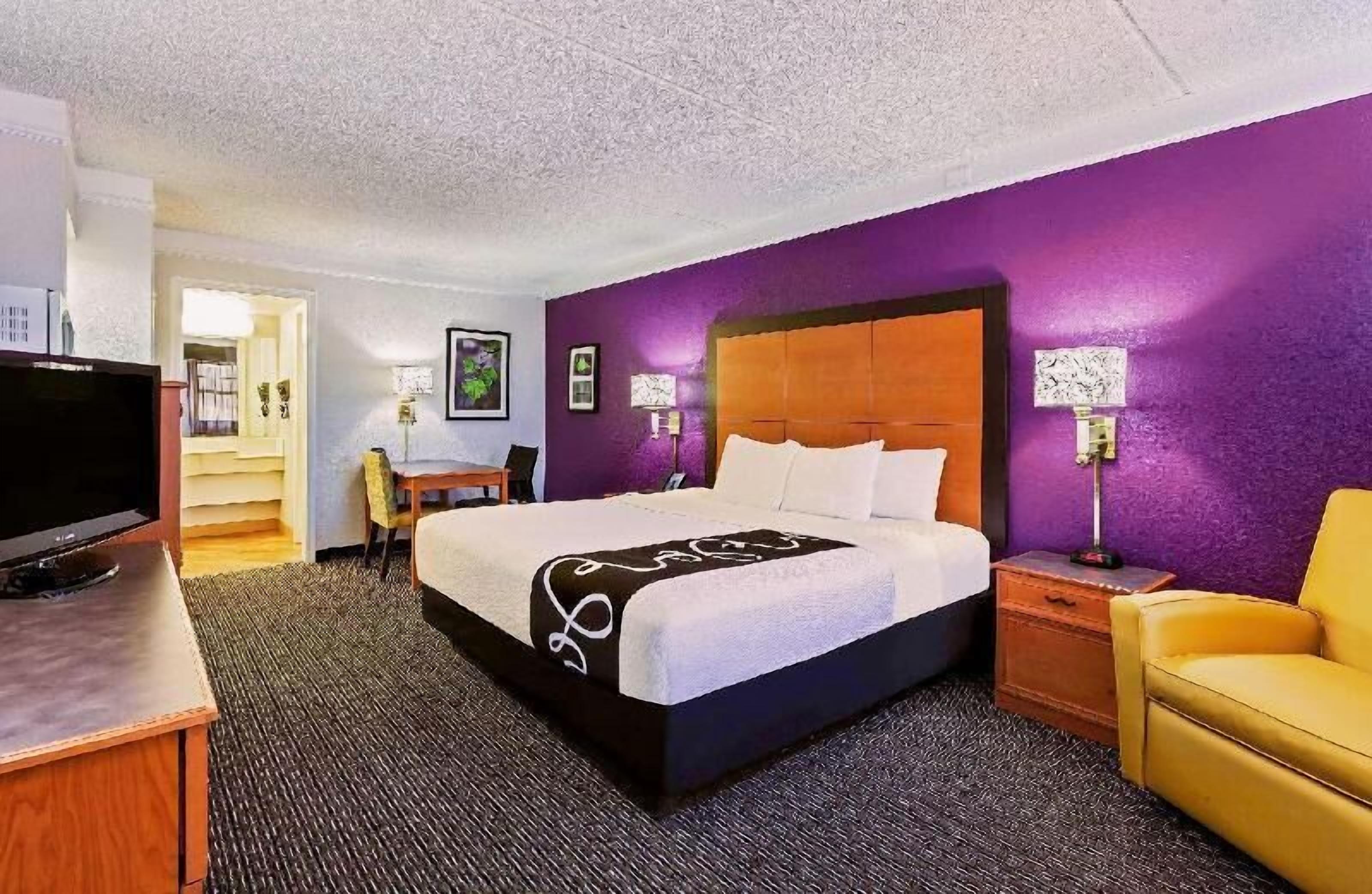 Premium bedding, pillowtop beds, desk, blackout drapes