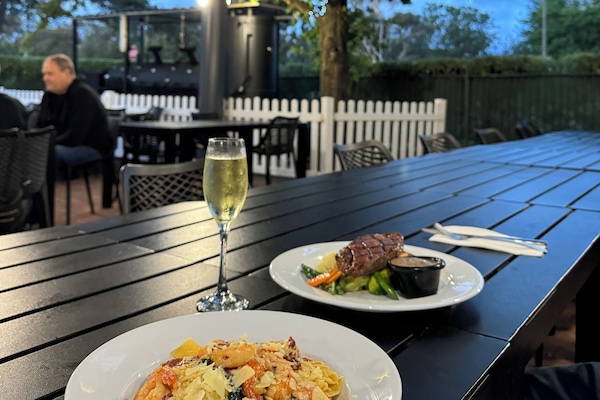 2 restaurants, breakfast, lunch, dinner served; local cuisine