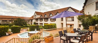 Mercure Canberra