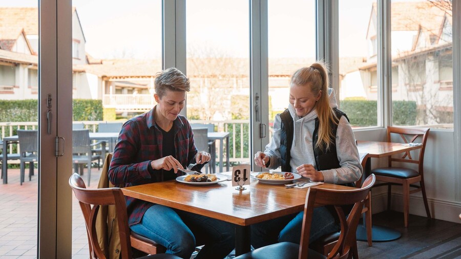 Mercure Canberra