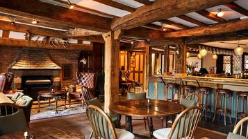 Bar (en la propiedad)