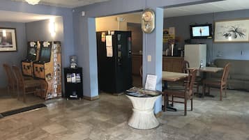 Lobby lounge