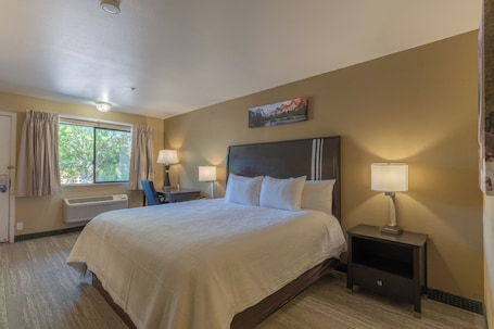 Iron/ironing board, free WiFi, bed sheets. The Oakhurst Inn at Yosemite
