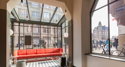 Hotel Amsterdam De Roode Leeuw