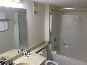 Combinazione doccia/vasca, vasca con acqua sorgiva, doccia idromassaggio