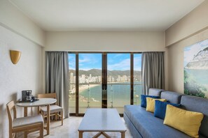 Deluxe Room King | 房內夾萬、遮光窗簾/窗簾、熨斗/熨衫板、免費嬰兒床