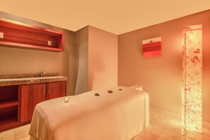 Couples treatment rooms, steam room, body treatments, hydrotherapy