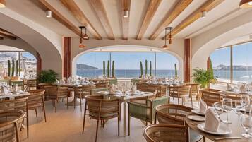 3 Restaurants; Frühstück, Mittagessen und Abendessen werden serviert