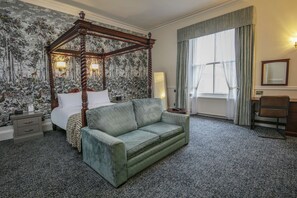 Deluxe-Zimmer, 1 Doppelbett, Nichtraucher | Hochwertige Bettwaren, Schreibtisch, Verdunkelungsvorhänge