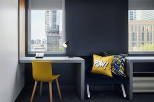 Hypo-allergenic bedding, in-room safe, desk, blackout curtains
