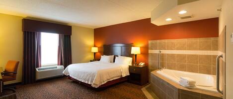 Habitación, 1 cama King size, para no fumadores, hidromasaje | Ropa de cama de alta calidad y camas con pillow-top