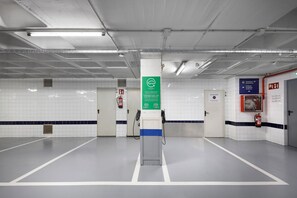 Interior - HCC St. Moritz (Barcelona)