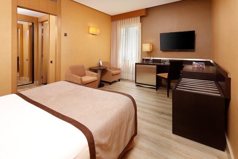 Chambre Double pour 1 personne | Minibar, coffres-forts dans les chambres, bureau
