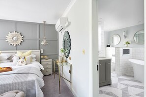 Beech Signature Suite | 1 bedroom, in-room safe, desk, iron/ironing board