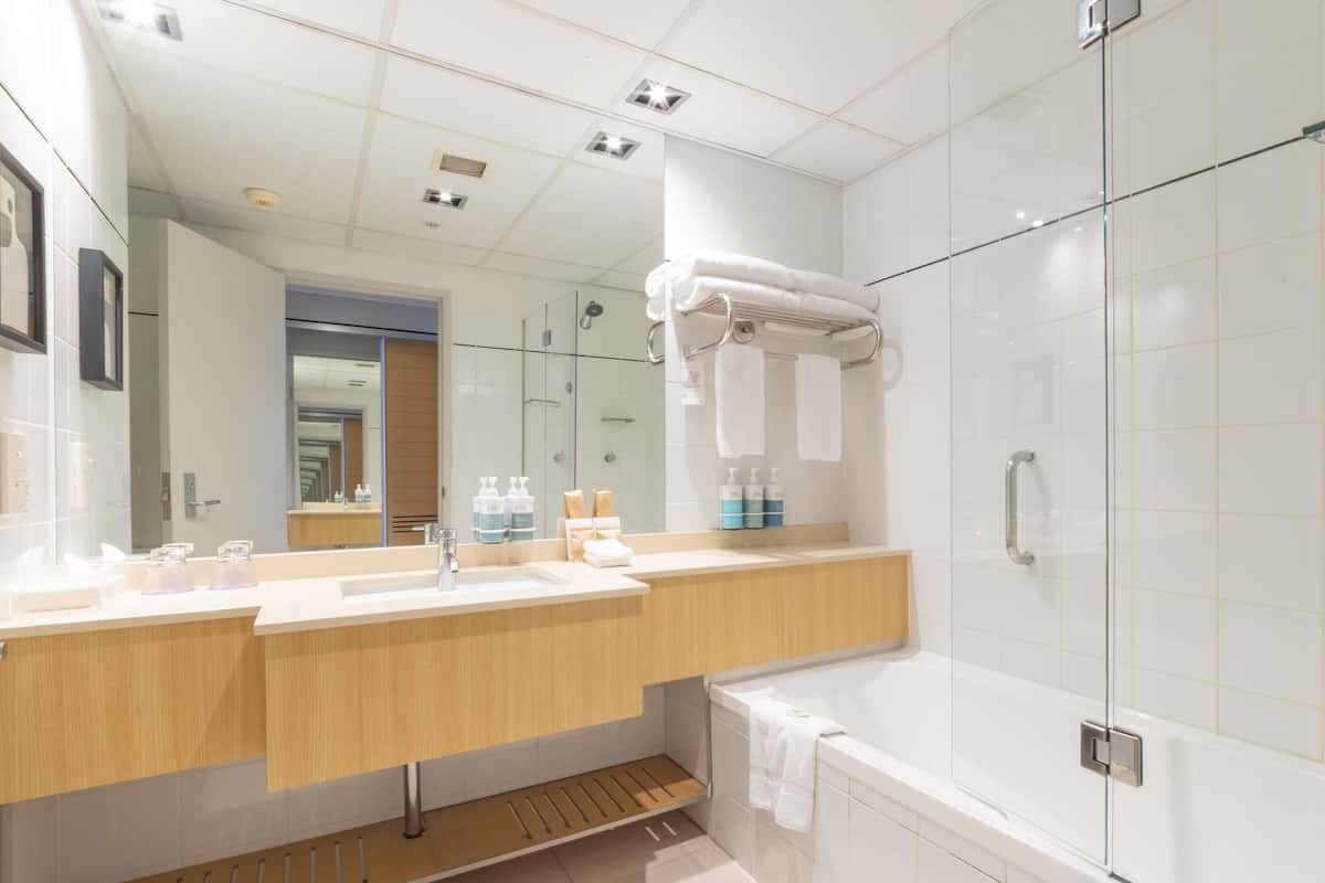 1 Schlafzimmer, Zimmersafe, Schreibtisch, Verdunkelungsvorhänge