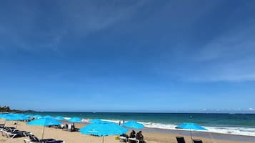 En la playa