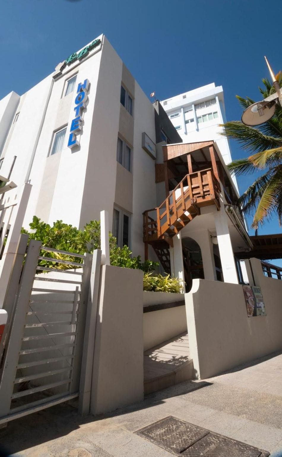 Photo - Sandy Beach Hotel
