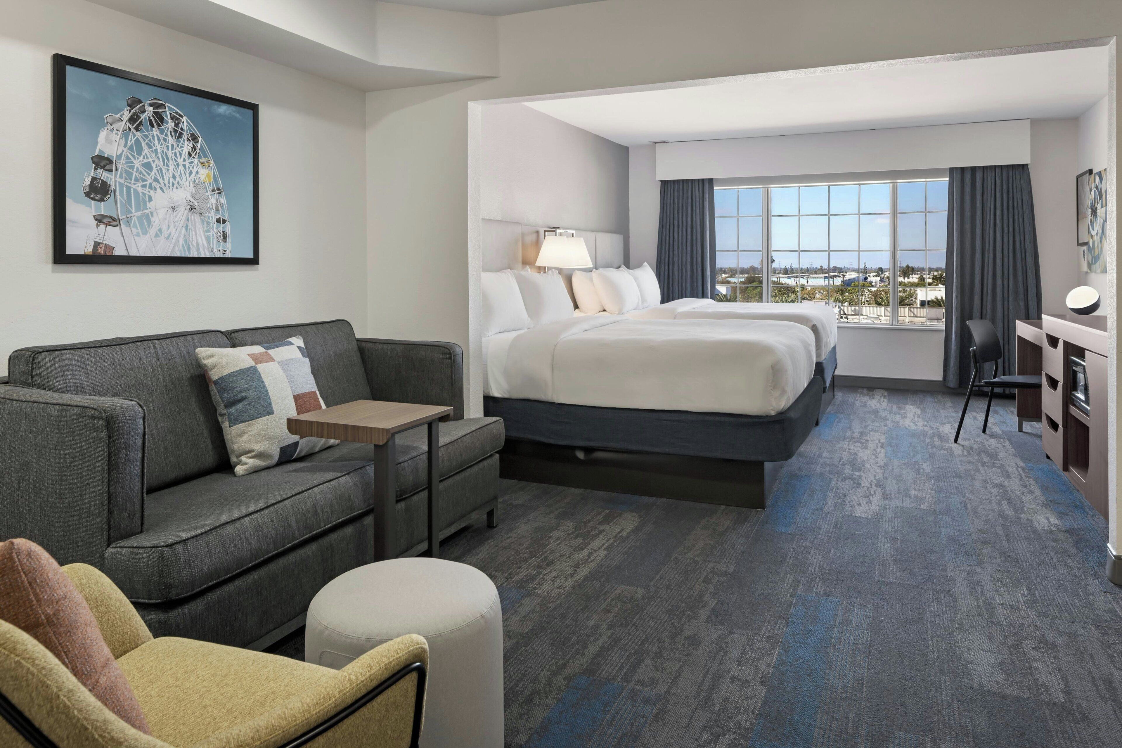 Chambre, plusieurs lits