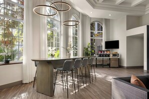 숙박 시설 내 편의 시설/서비스