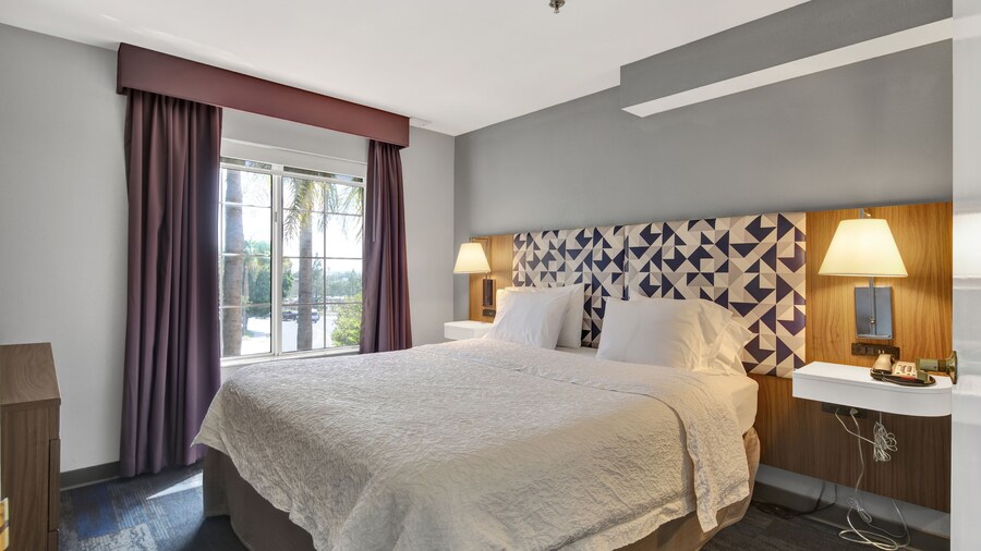 City Express by Marriott Santa Ana/Orange County Airport