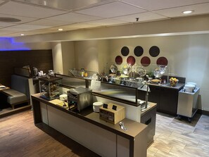Free daily buffet breakfast