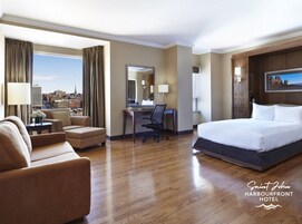 Quarto urbano, 1 cama Queen | Roupas de cama premium, cofres nos quartos, escrivaninha