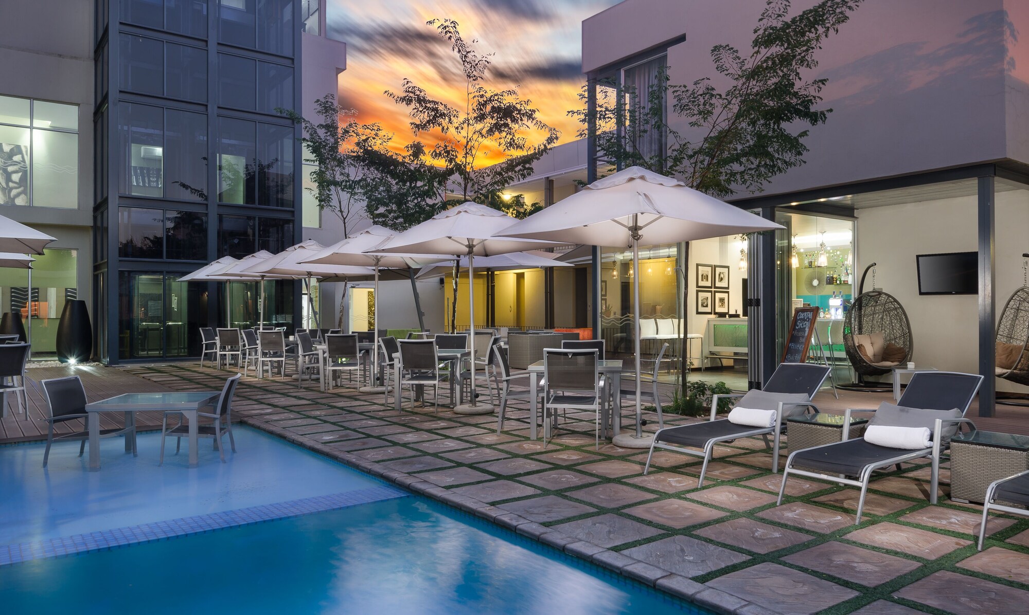 4 Star Hotels