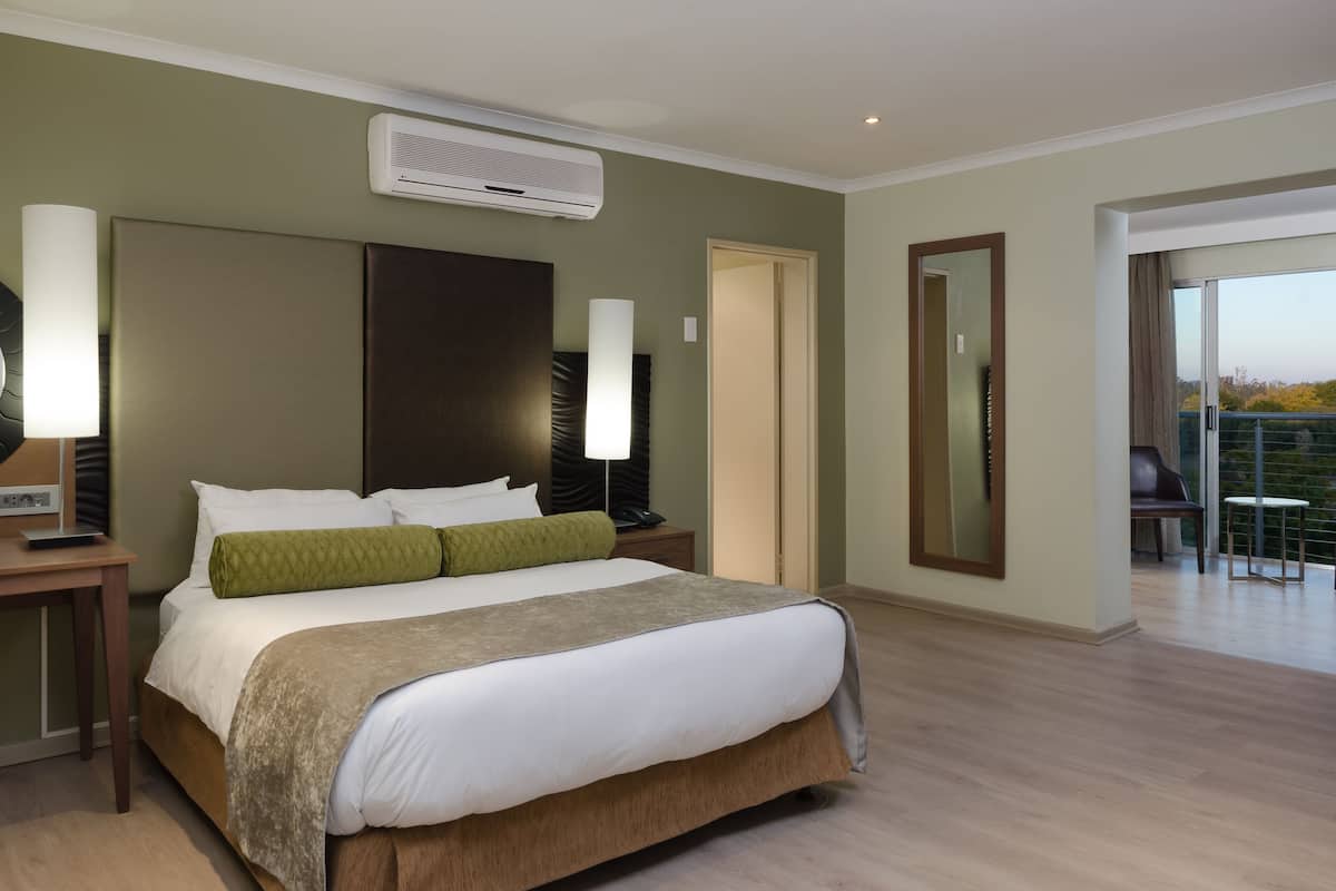 Room, 1 Katil Kelamin (Double) (River View) | Peralatan tempat tidur premium, katil Select Comfort, bar mini 