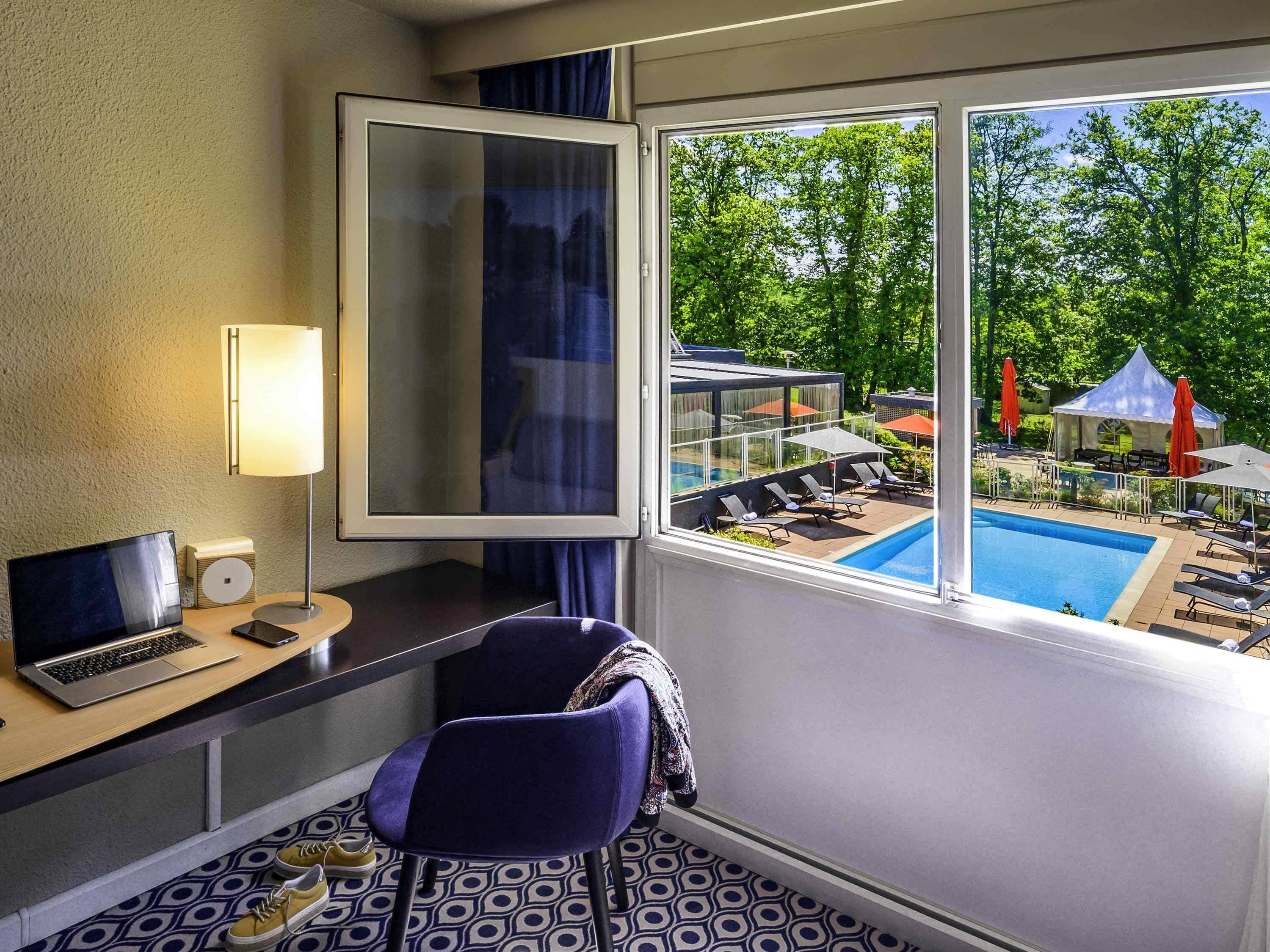 Executive Room, 1 Double Bed with Sofa bed | Premium bedding, in-room safe, desk, laptop workspace