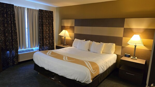 Superior Suite | 1 bedroom, desk, iron/ironing board, free WiFi