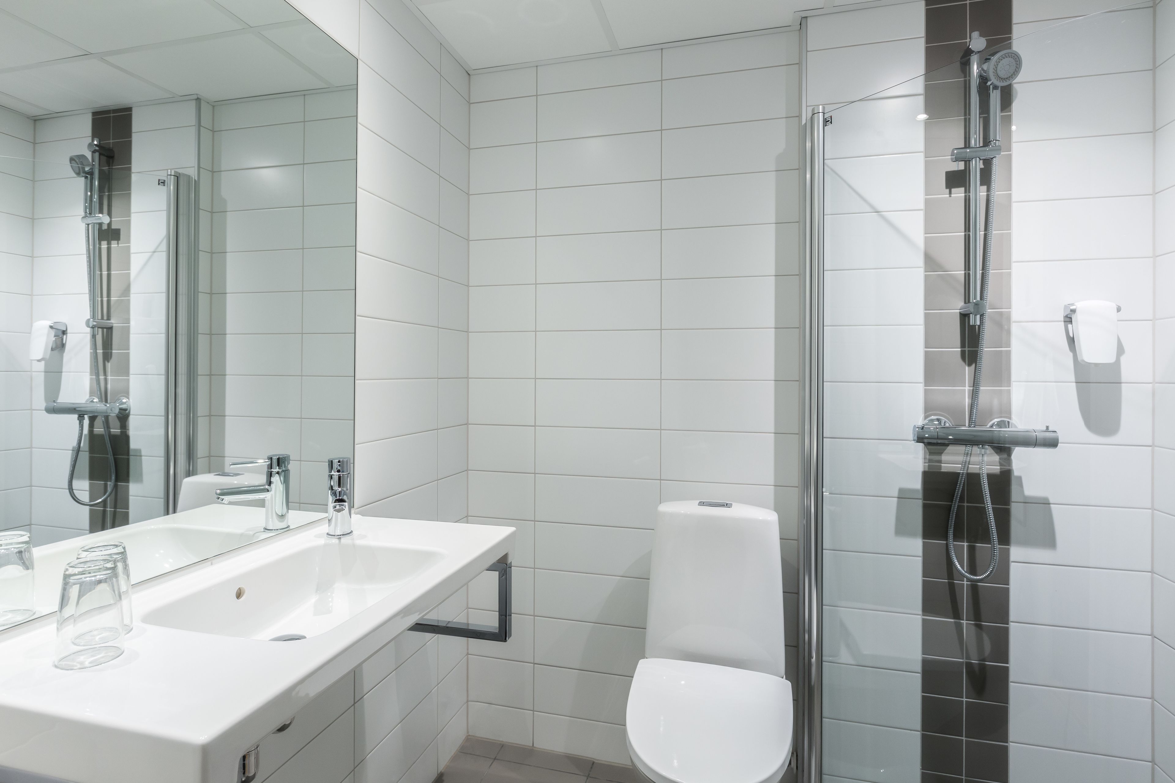 Photo - Quality Hotel Entry