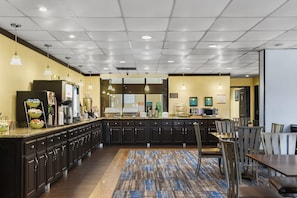 Free daily self-service breakfast  - Quality Inn Jonesville I-77 (Jonesville)