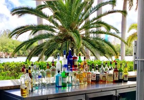 Poolside bar