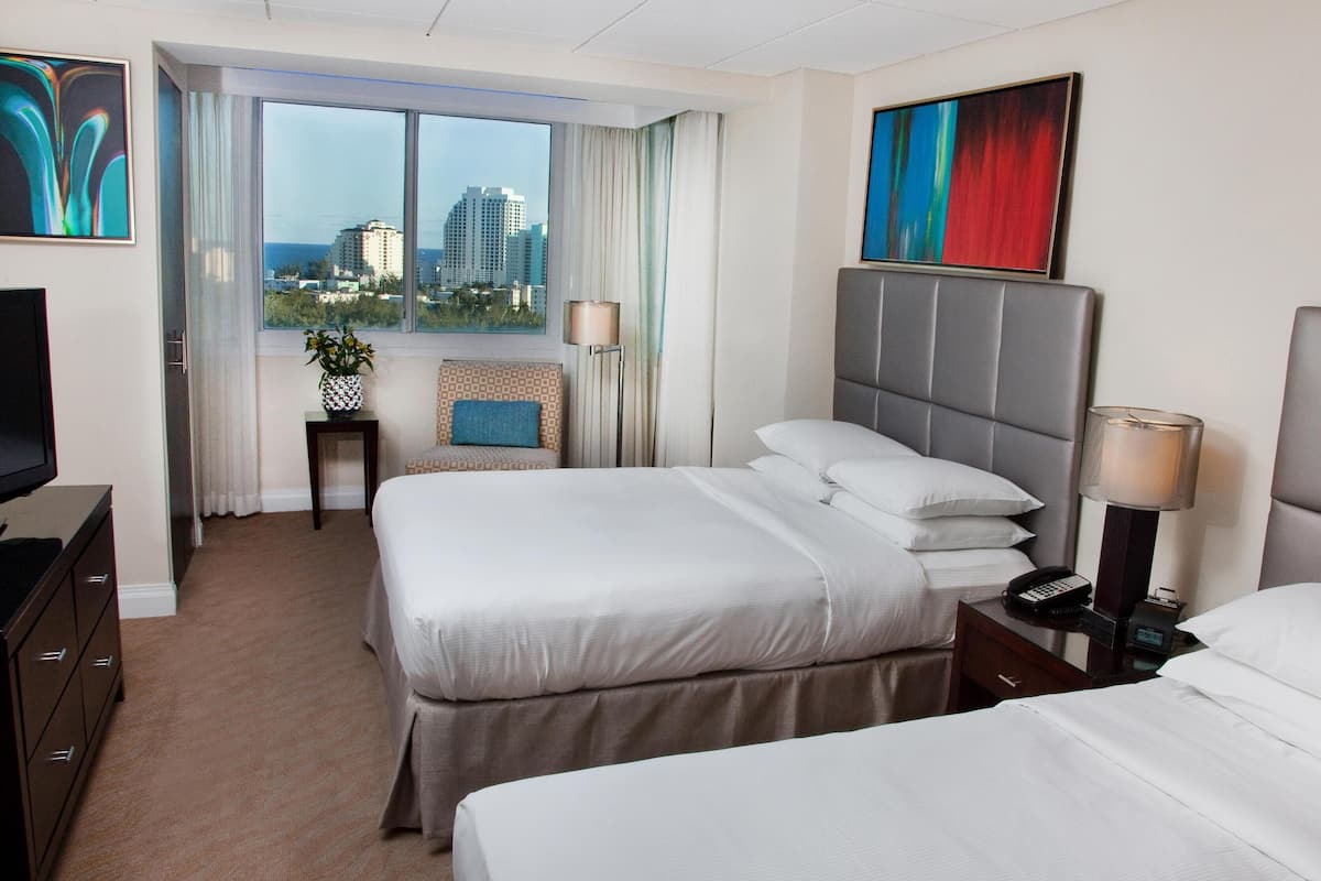 Suite, 2 Queen-Betten, Balkon (Intracoastal View)