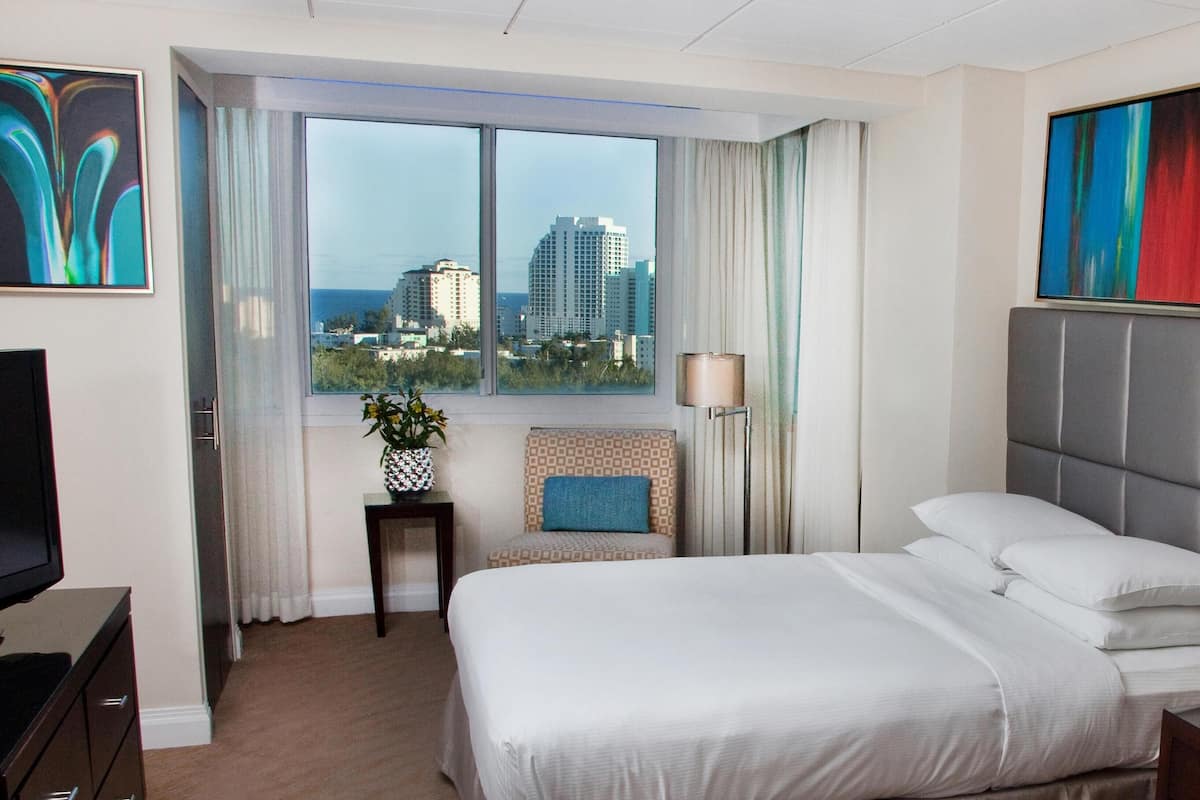 Suite, 1 Queen-Bett, Stadtblick