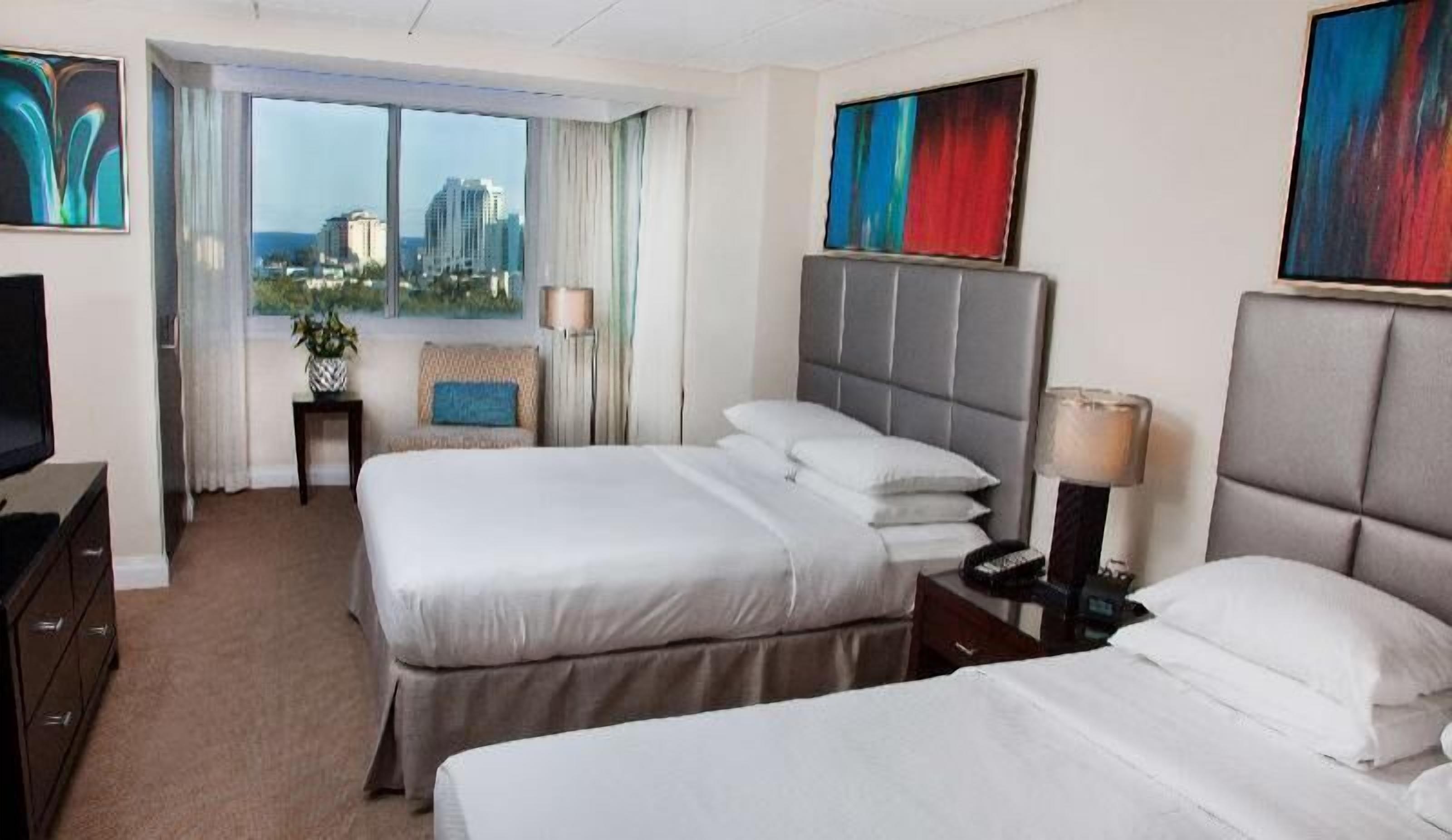 Premium bedding, in-room safe, desk, iron/ironing board