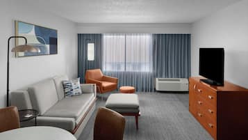 Suite, 1 Bedroom | Desk, iron/ironing board, free WiFi, bed sheets