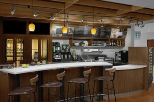 Daily full breakfast (USD 9.95 per person)