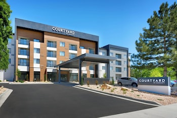 Courtyard by Marriott Sandy
