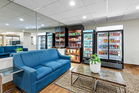 Lobby. Comfort Inn Laurinburg