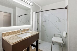 Combinazione doccia/vasca, set di cortesia gratuito, asciugacapelli