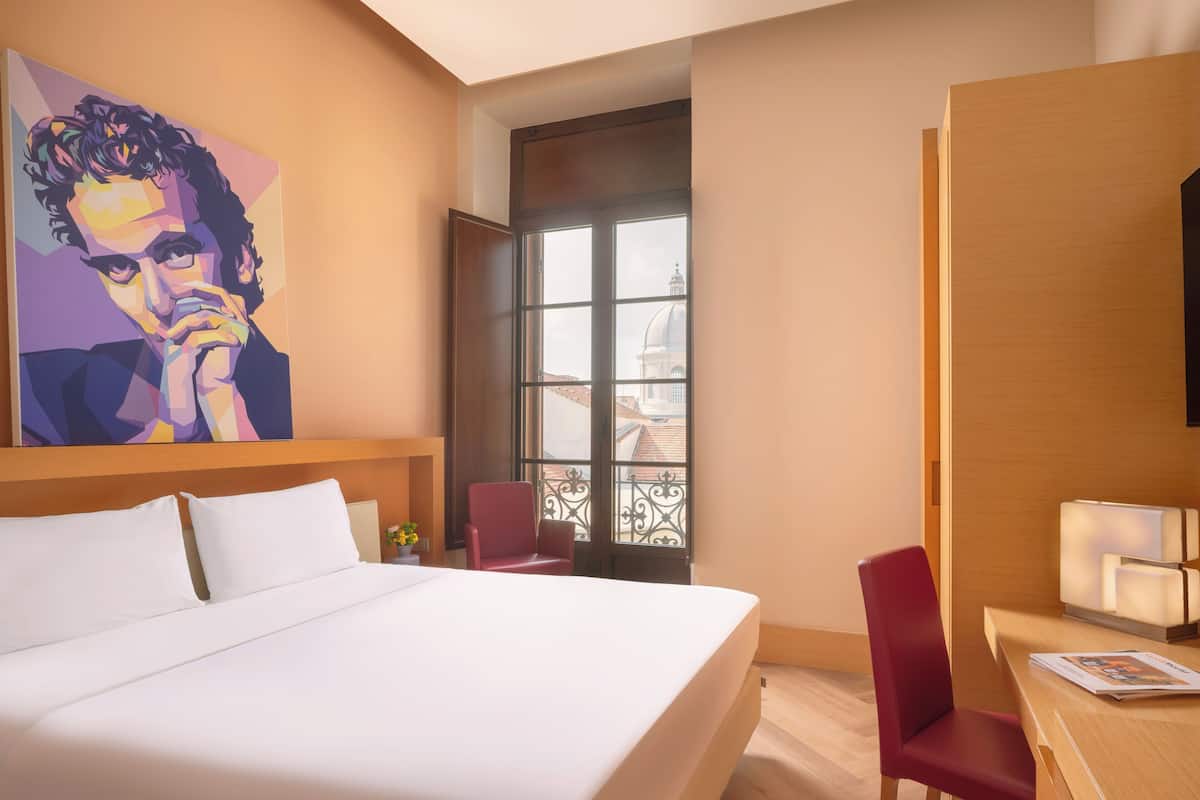 Habitación doble clásica | 1 habitación, ropa de cama de alta calidad y edredón