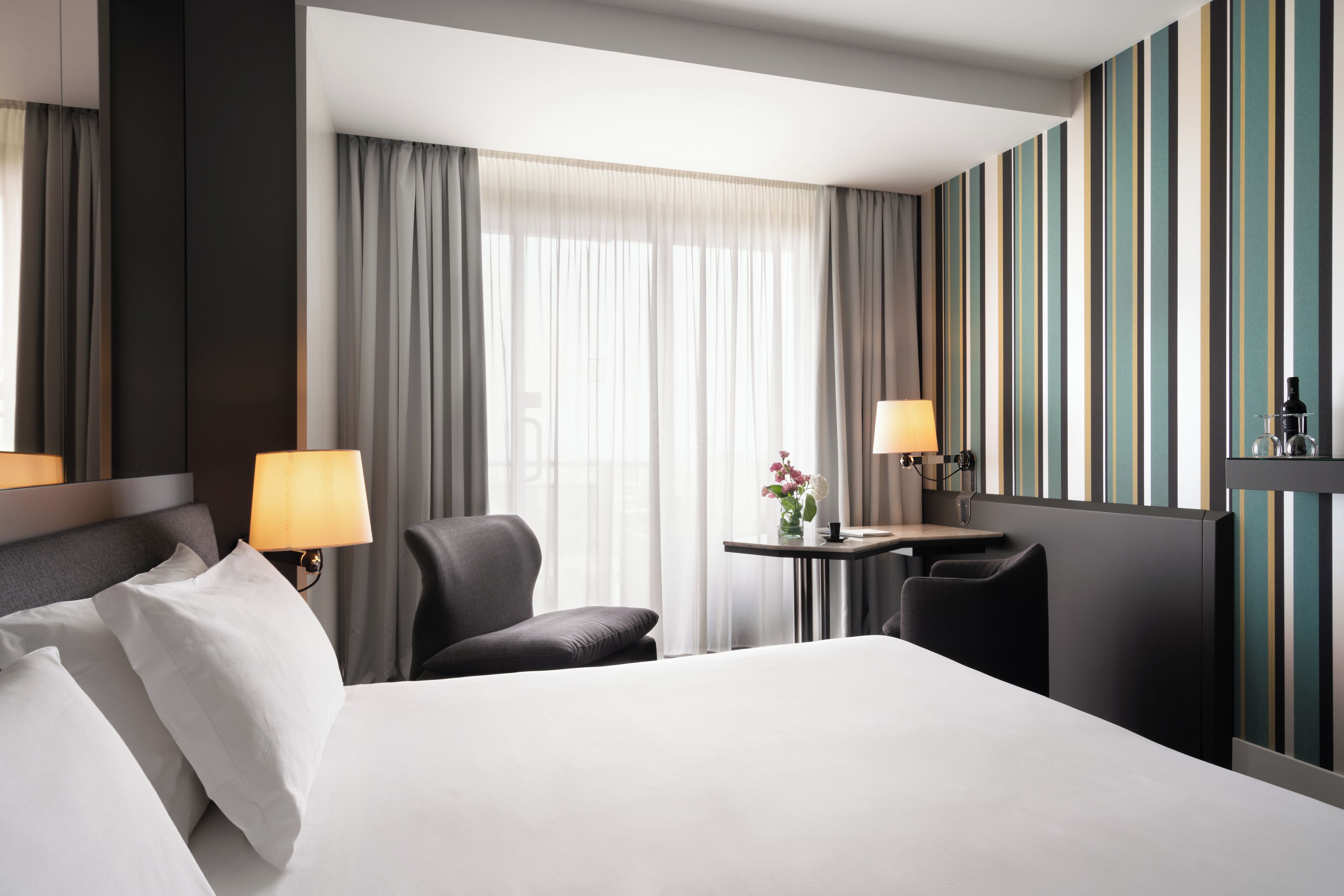 standard double room | premium bedding, down duvets, select comfort beds, minibar