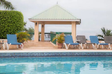Piscina al aire libre